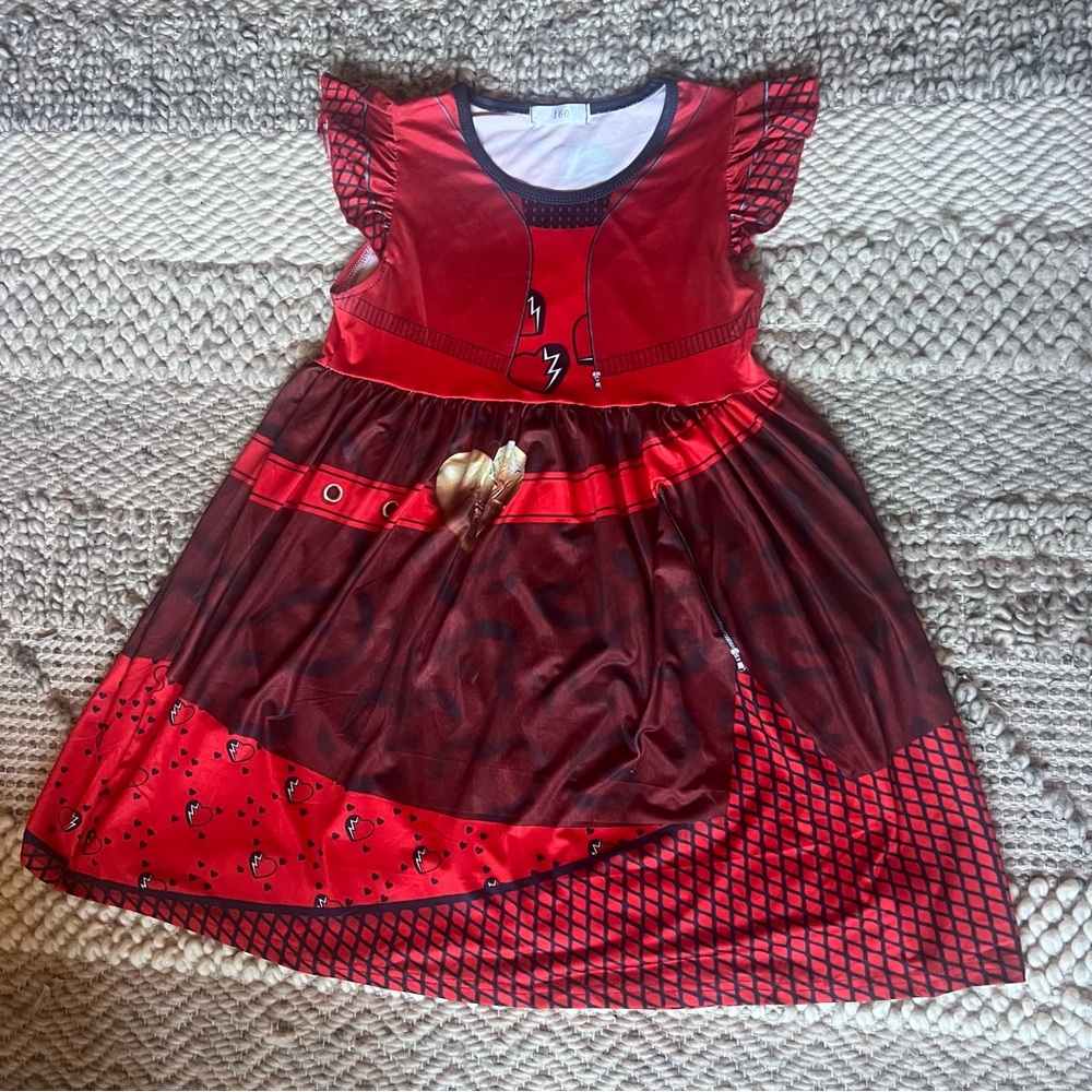 Rise of Red Descendants 4, Kids Costume Dress, Heart Detail